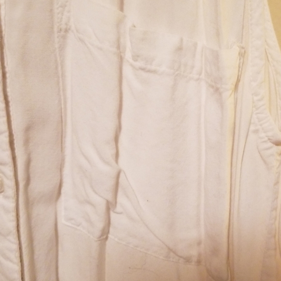 Collared Tank top - Picture 3 of 3